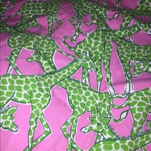 Lily Pulitzer palm beach fit short